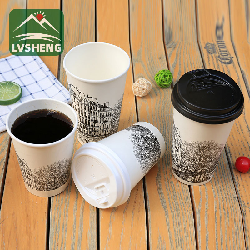 Paglabay sa Usa ka Wall Paper Cup nga adunay Hapin